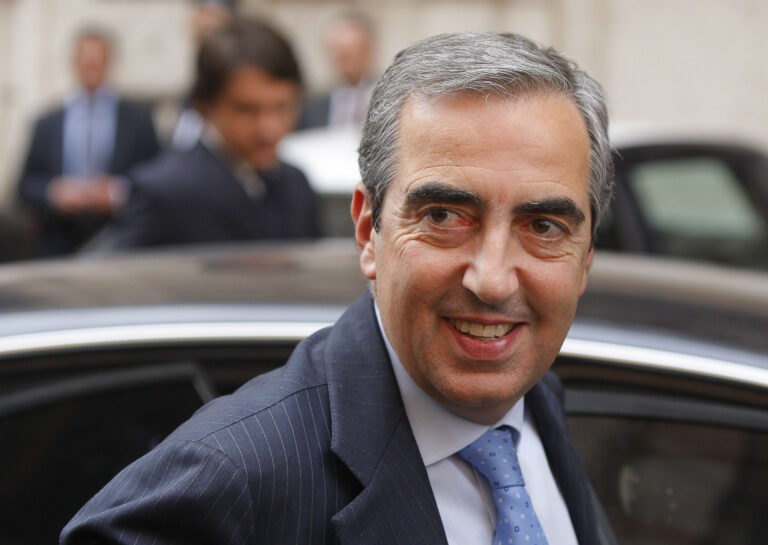 Maurizio Gasparri dimissioni Forza Italia